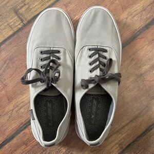 Lugz Men's Gray Canvas Sneakers